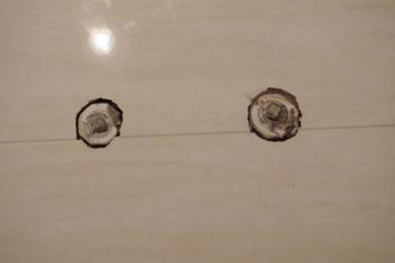 墙上打孔瓷砖不裂开技巧图片(墙上打孔瓷砖不裂开技巧图片大全) 墙上打孔瓷砖不裂开技巧图片(墙上打孔瓷砖不裂开技巧图片大全)